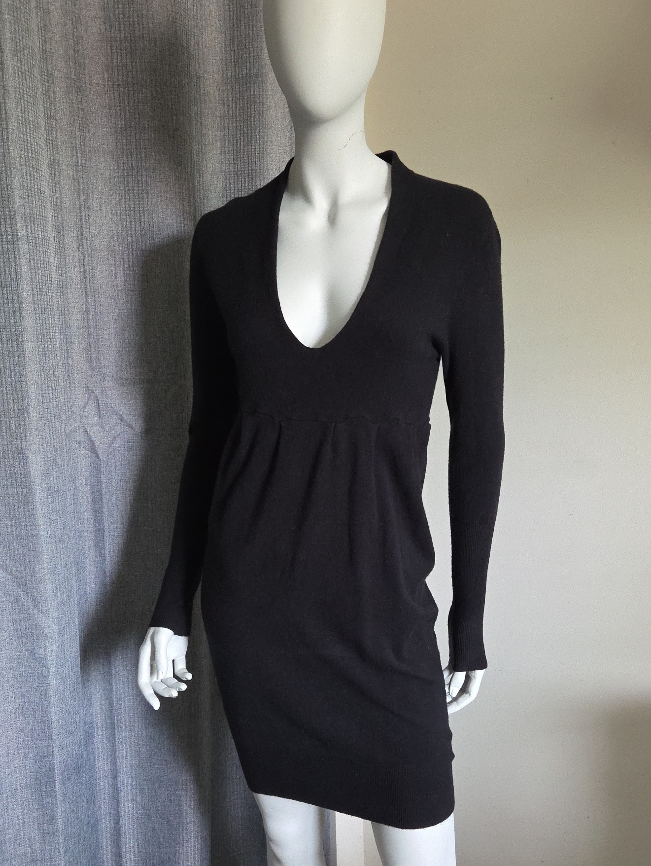 Bcbgmaxazria Black Long-Sleeve Scoop Neck Super Soft Knit Dress